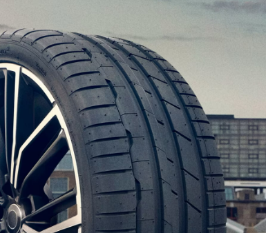 HK 235/60R18W 103W - K127A - veNtus S1 evo3 SUV